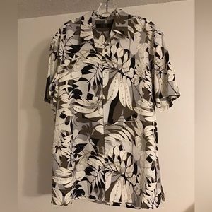 Axis Beach Hawaiian Style Button Down Short Sleeve Silk Shirt